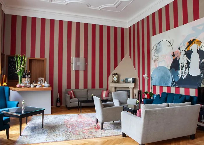 Small Luxury Altstadt 4* Відень