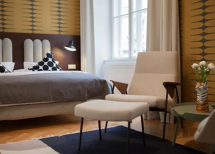 Small Luxury Altstadt 4* Відень