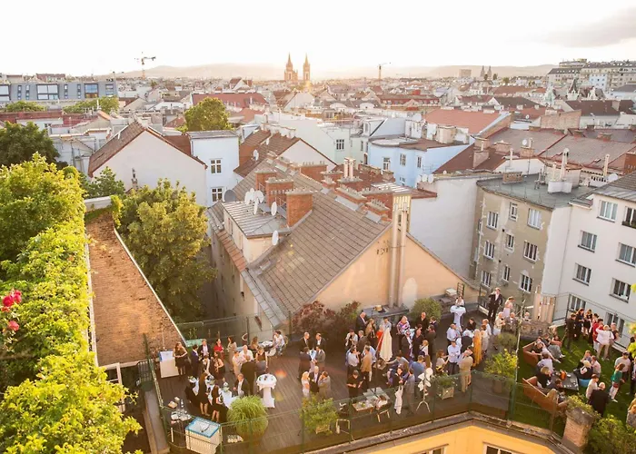 Small Luxury Altstadt 4* Відень