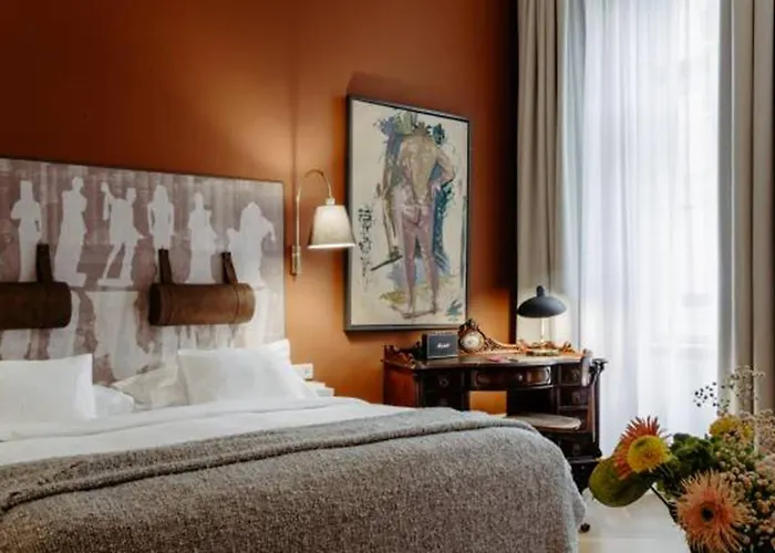 Small Luxury Altstadt Відень