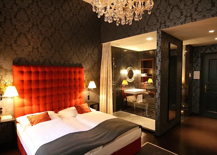 Small Luxury Altstadt Готель Відень