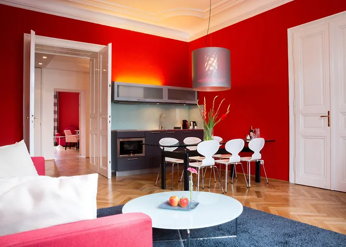 Small Luxury Altstadt Готель Відень