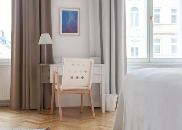 Готель Small Luxury Altstadt 4*